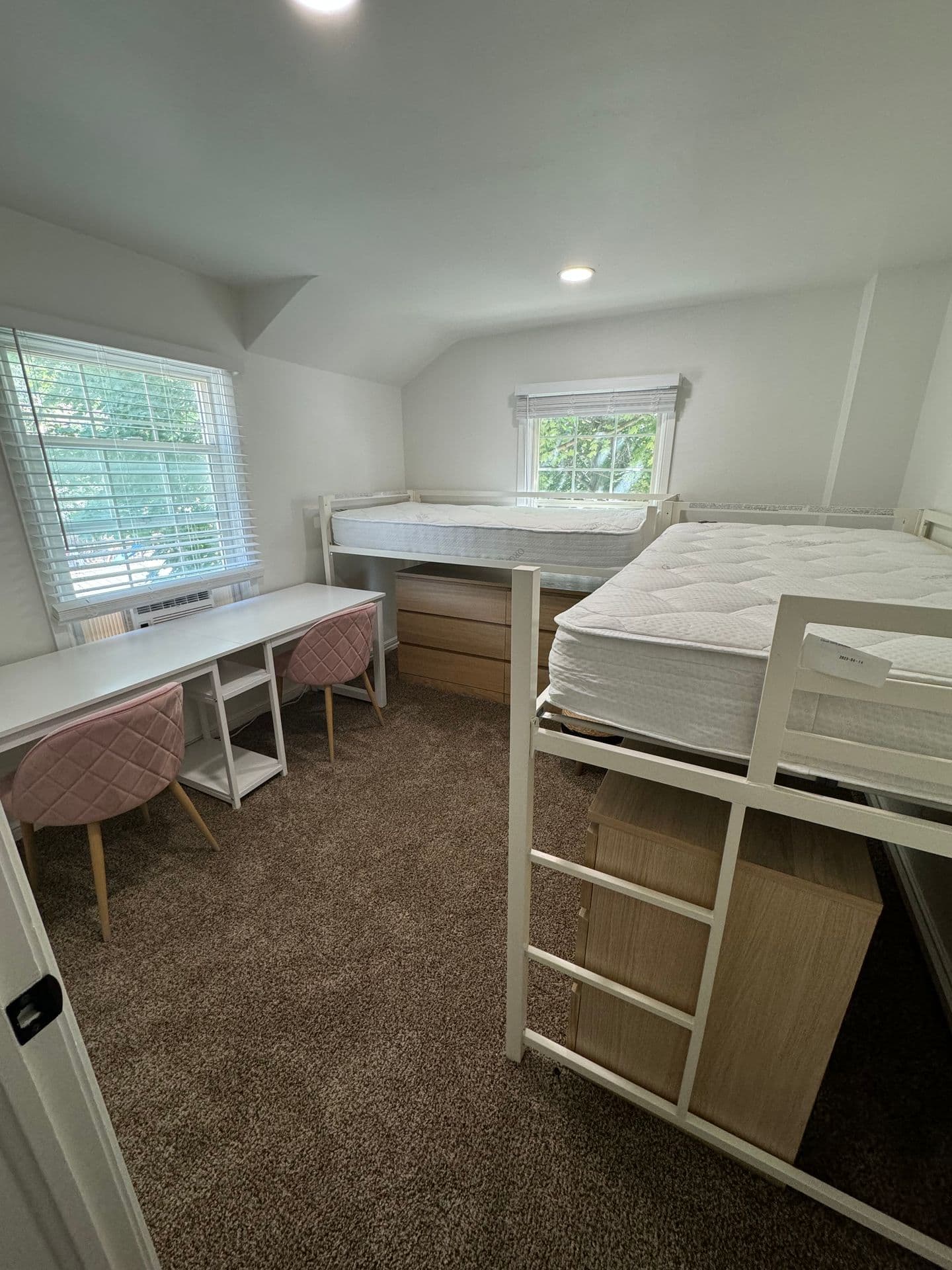 Shared Rooms for Rent Near BYU — photo 1