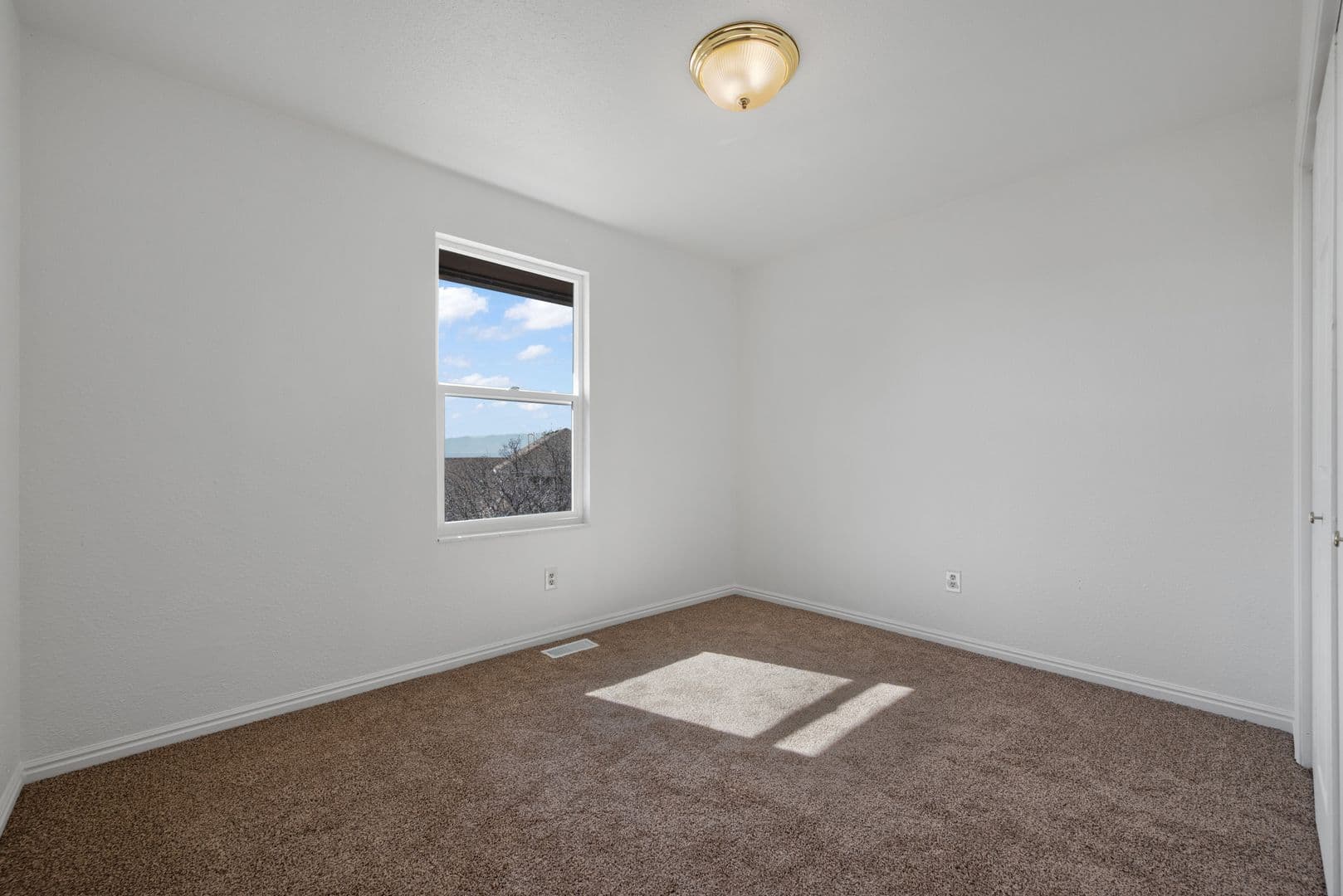 4 Bed / 3.5 Bath Duplex in Cottonwood Heights — photo 20