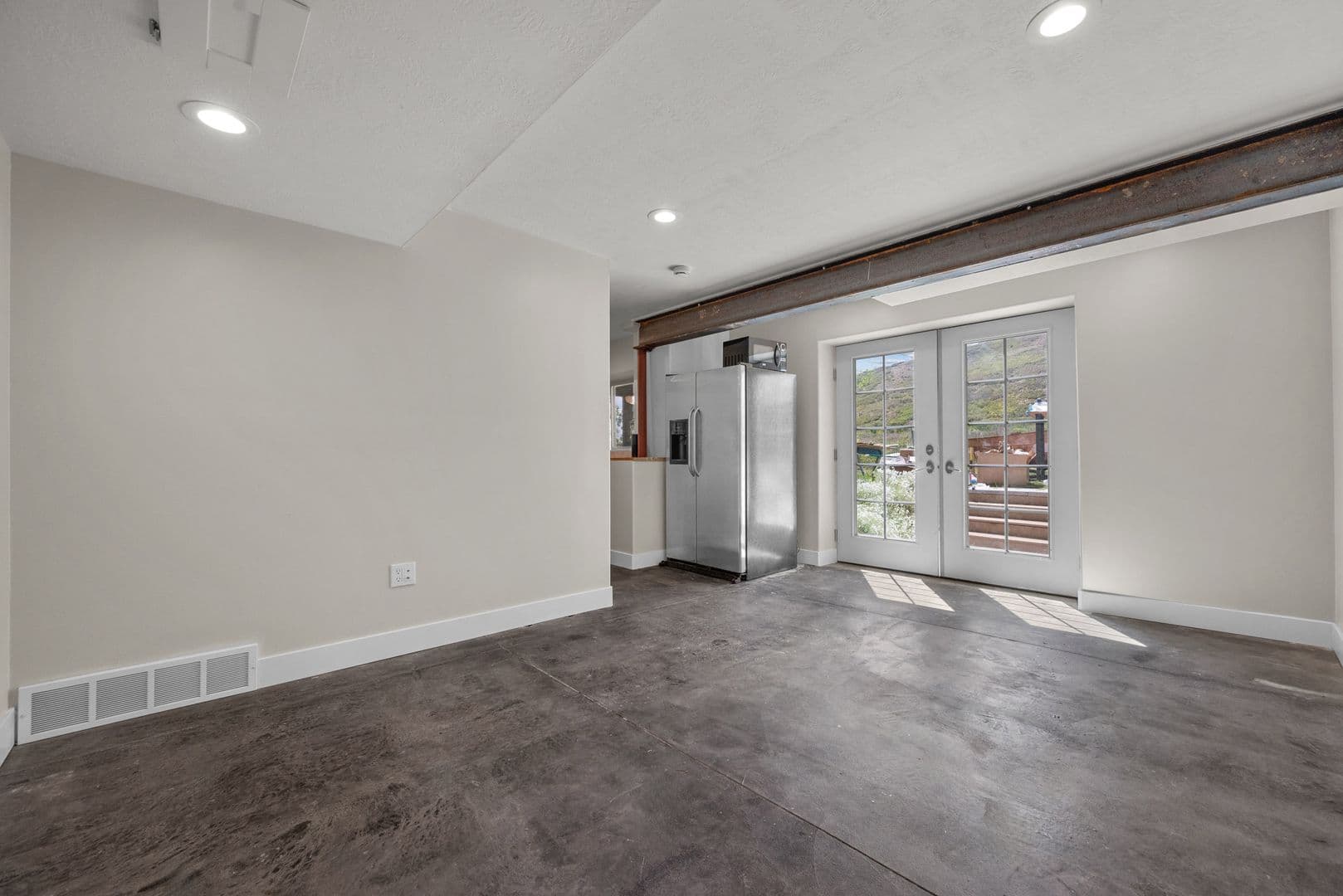 5 Bed / 3.5 Bath Home in Draper — photo 25