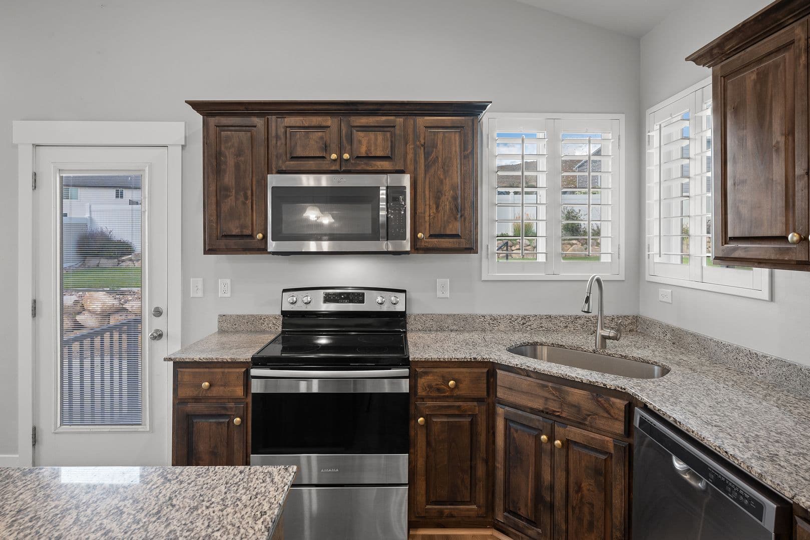 2 Bed / 2 Bath Brand-New Remodeled ADU for Rent in Eagle Mountain — photo 4