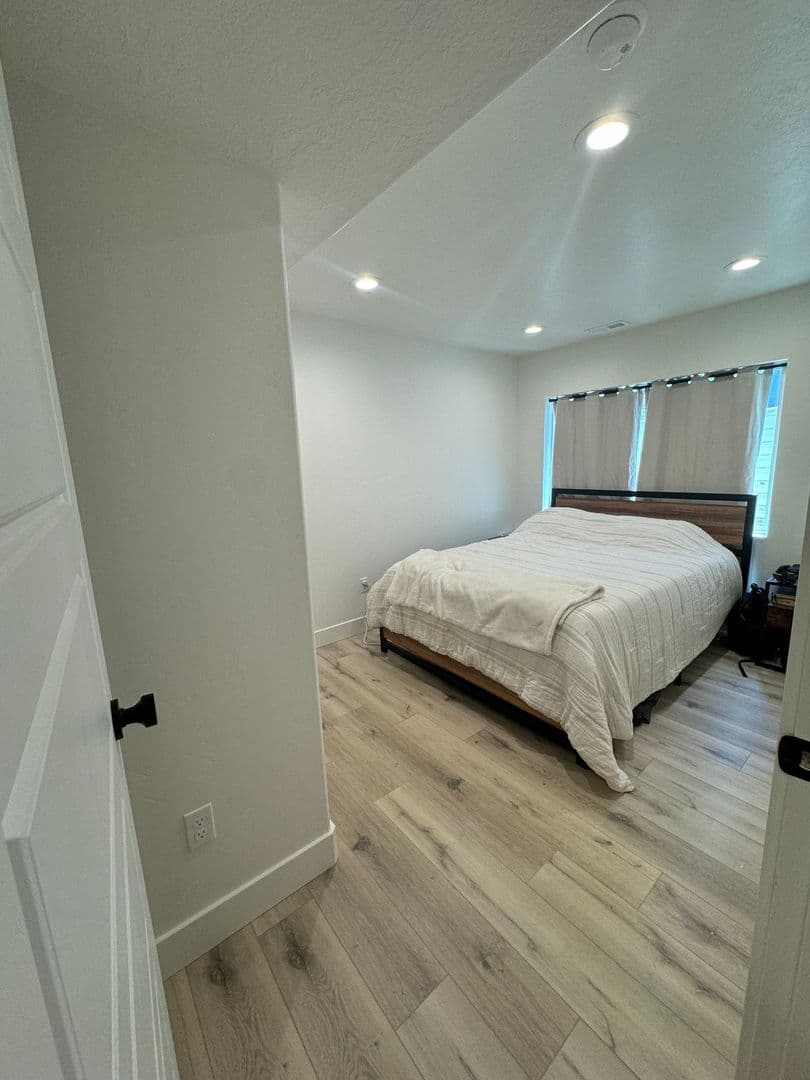 1 Bed / 1 Bath Basement Apartment in Lehi — photo 7