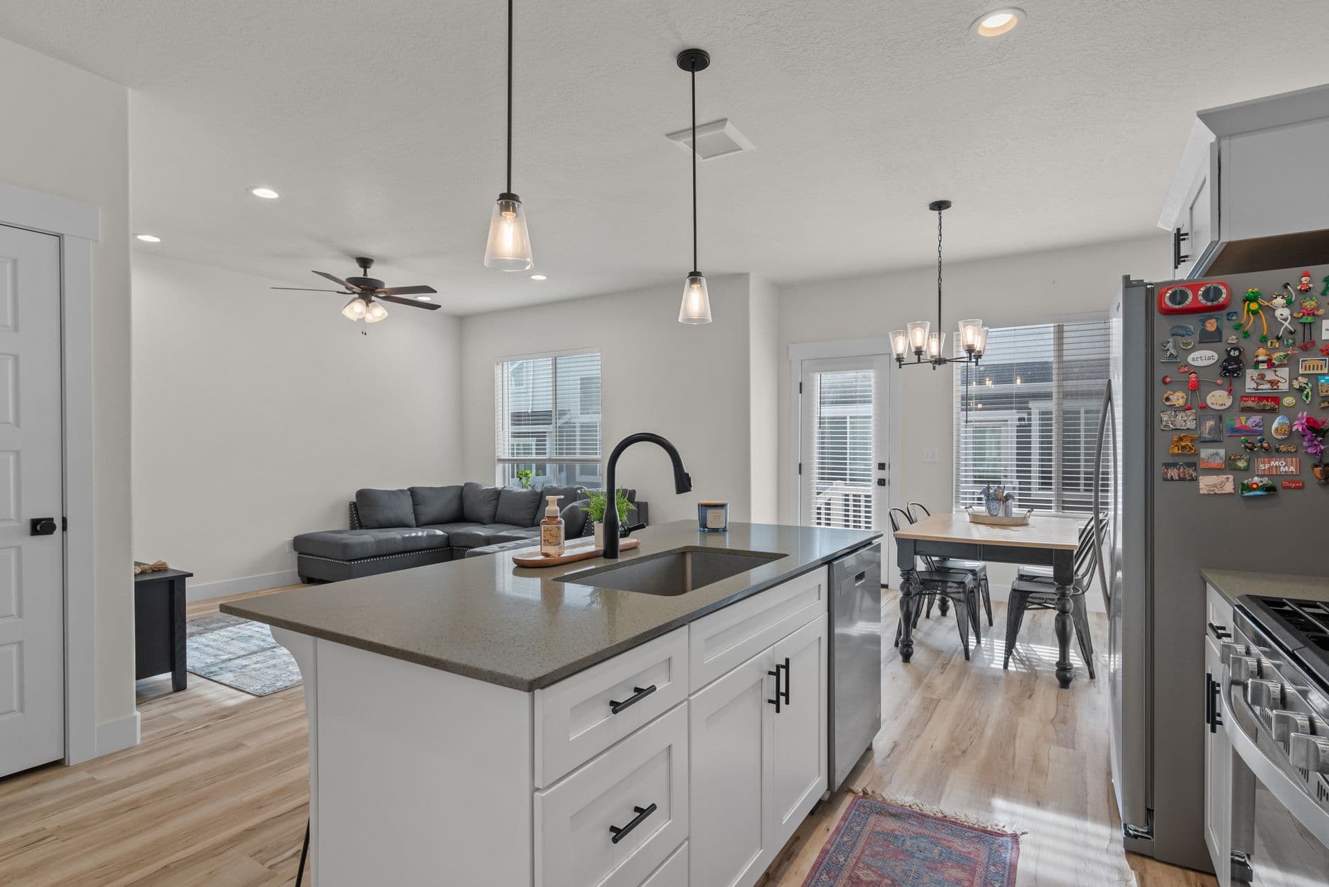 Private Bedroom in Lehi Townhome — Female Student Home — photo 21