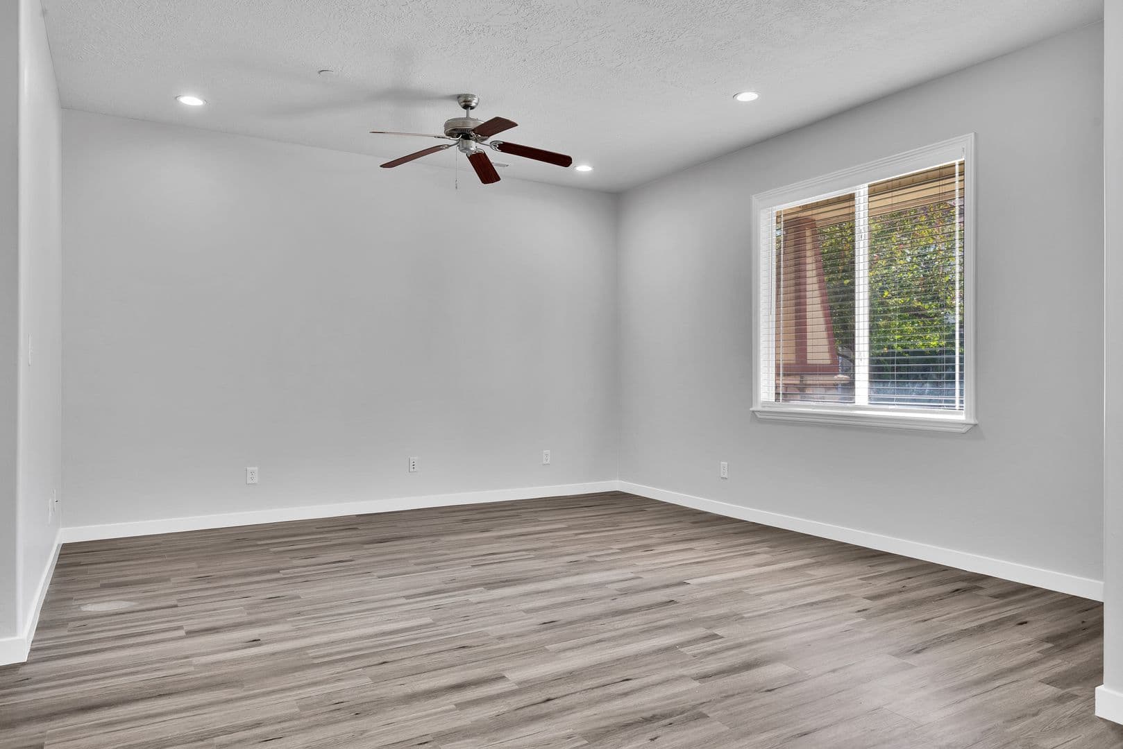 Beautiful Pleasant Grove Townhome for Rent — photo 2