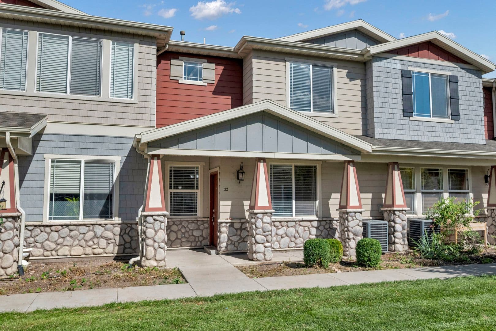 Beautiful Pleasant Grove Townhome for Rent — photo 27