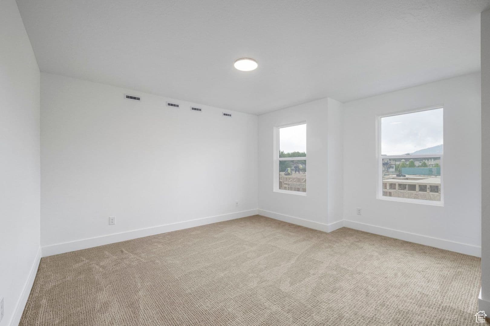 3 Bed / 2.5 Bath Townhome in Pleasant Grove — photo 6