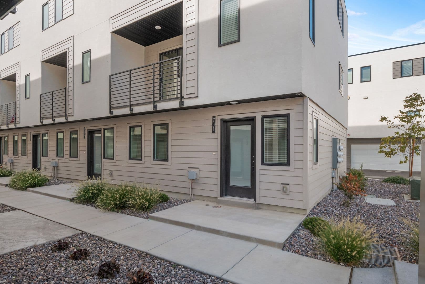 4 Bed / 3 Bath Brand-New Townhome for Rent in Salt Lake City — photo 4