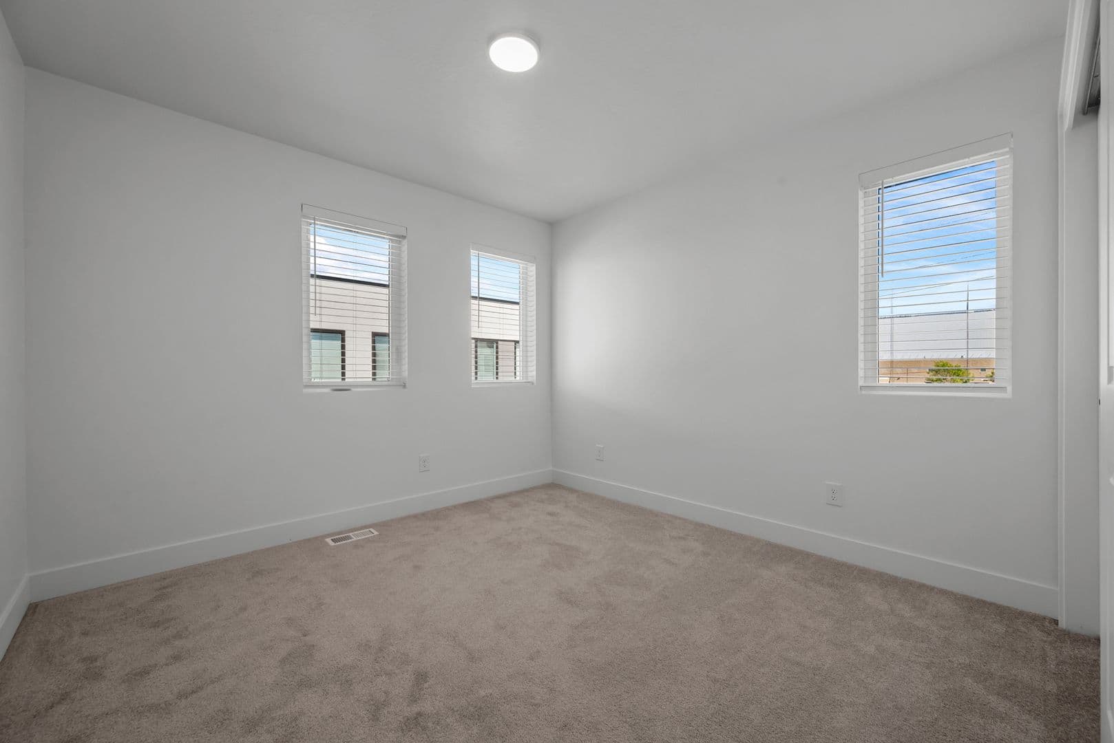 4 Bed / 3 Bath Brand-New Townhome for Rent in Salt Lake City — photo 18