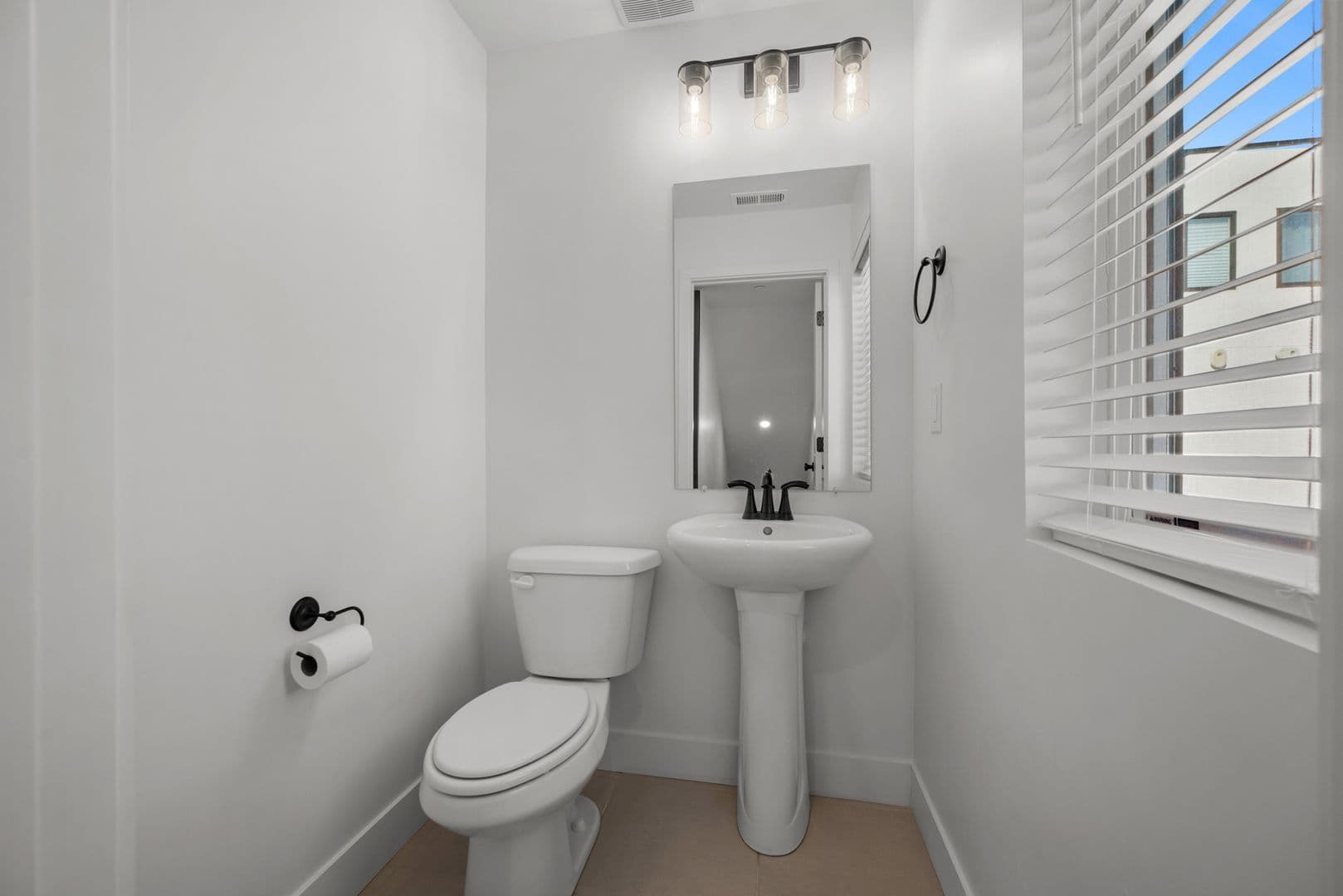 4 Bed / 3 Bath Brand-New Townhome for Rent in Salt Lake City — photo 13