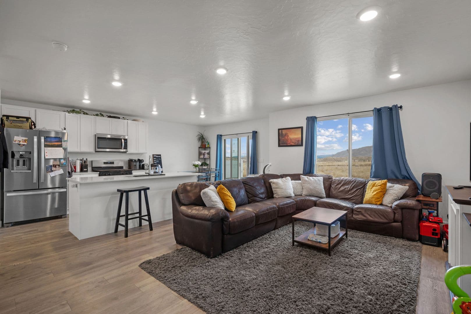 3 Bed / 2.5 Bath Townhome for Rent – Santaquin, UT — photo 5