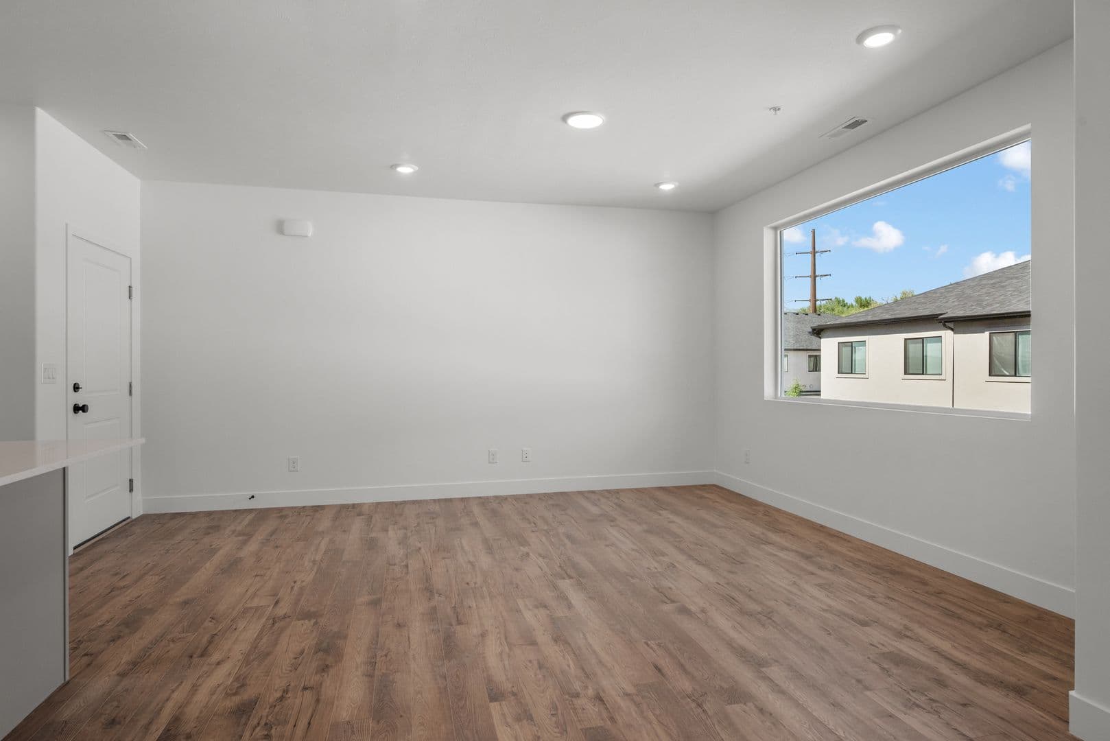 3 Bed / 2 Bath Townhome in Spanish Fork — photo 4