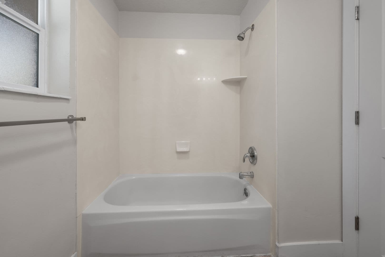 3 Bed / 1 Bath Home for Rent in Springville — photo 15