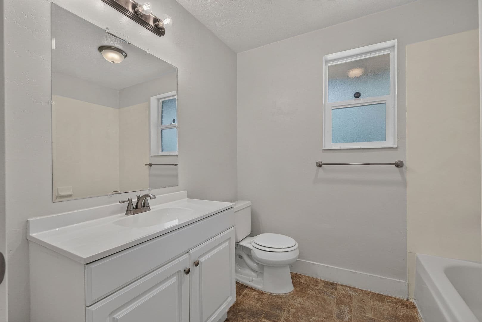 3 Bed / 1 Bath Home for Rent in Springville — photo 15