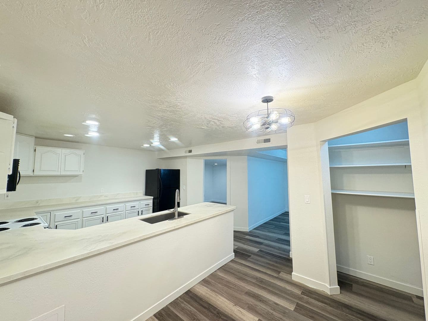 1 Bed / 1 Bath Basement Apartment in St. George — photo 4