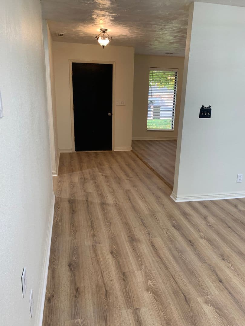 4 Bed / 3 Bath Main-Floor Unit in St. George — photo 3