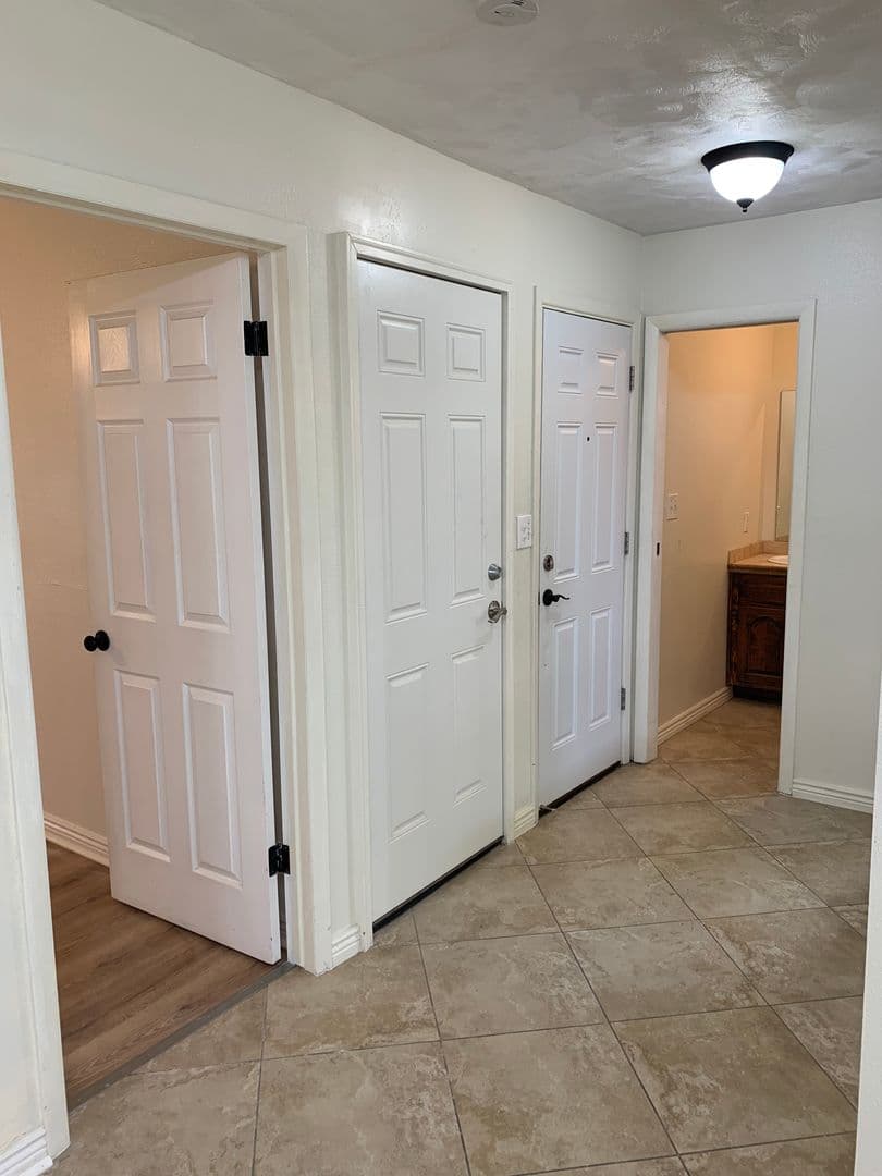 4 Bed / 3 Bath Main-Floor Unit in St. George — photo 7
