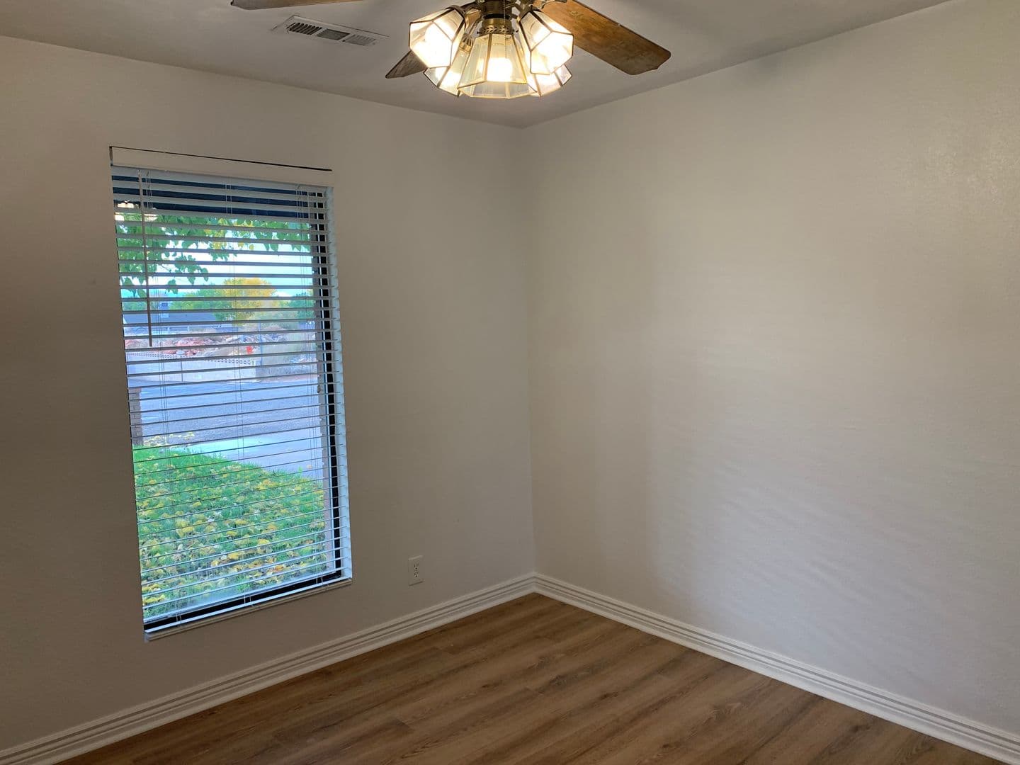 4 Bed / 3 Bath Main-Floor Unit in St. George — photo 14