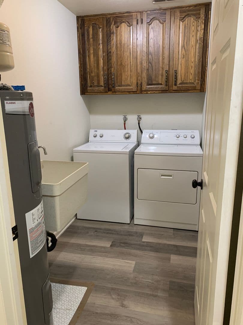 4 Bed / 3 Bath Main-Floor Unit in St. George — photo 20